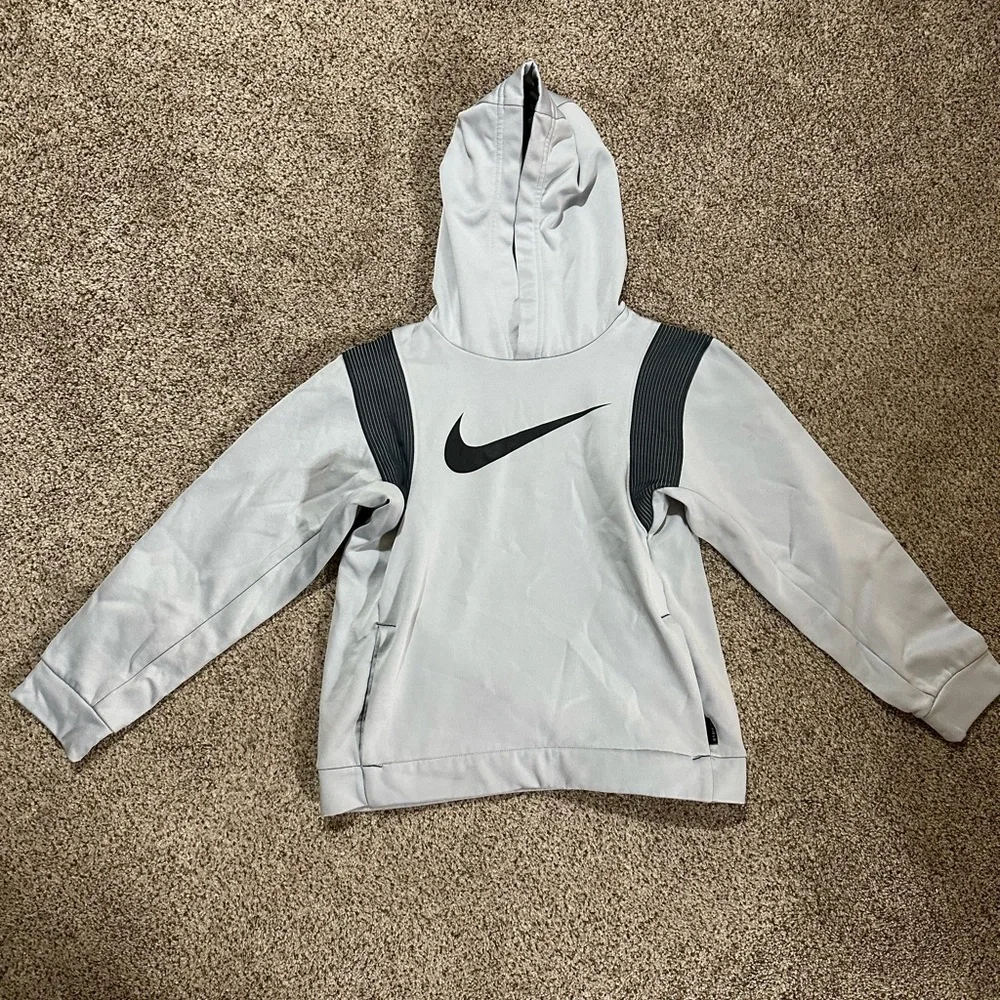 Kids Nike Gray Hoodie with Black Logo - Picture 6 of 12